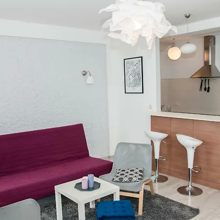 Apartment Auras In The Center Of